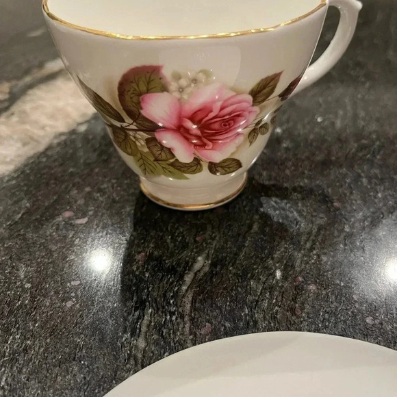 Duchess Bone China -vintage teacup and saucer - Picture 7 of 9